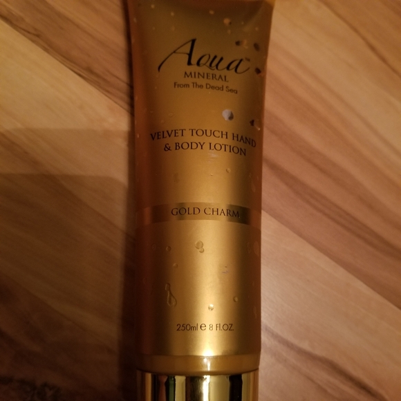 ๐ BRAND NEW Hand Care Bundle - Picture 4 of 6